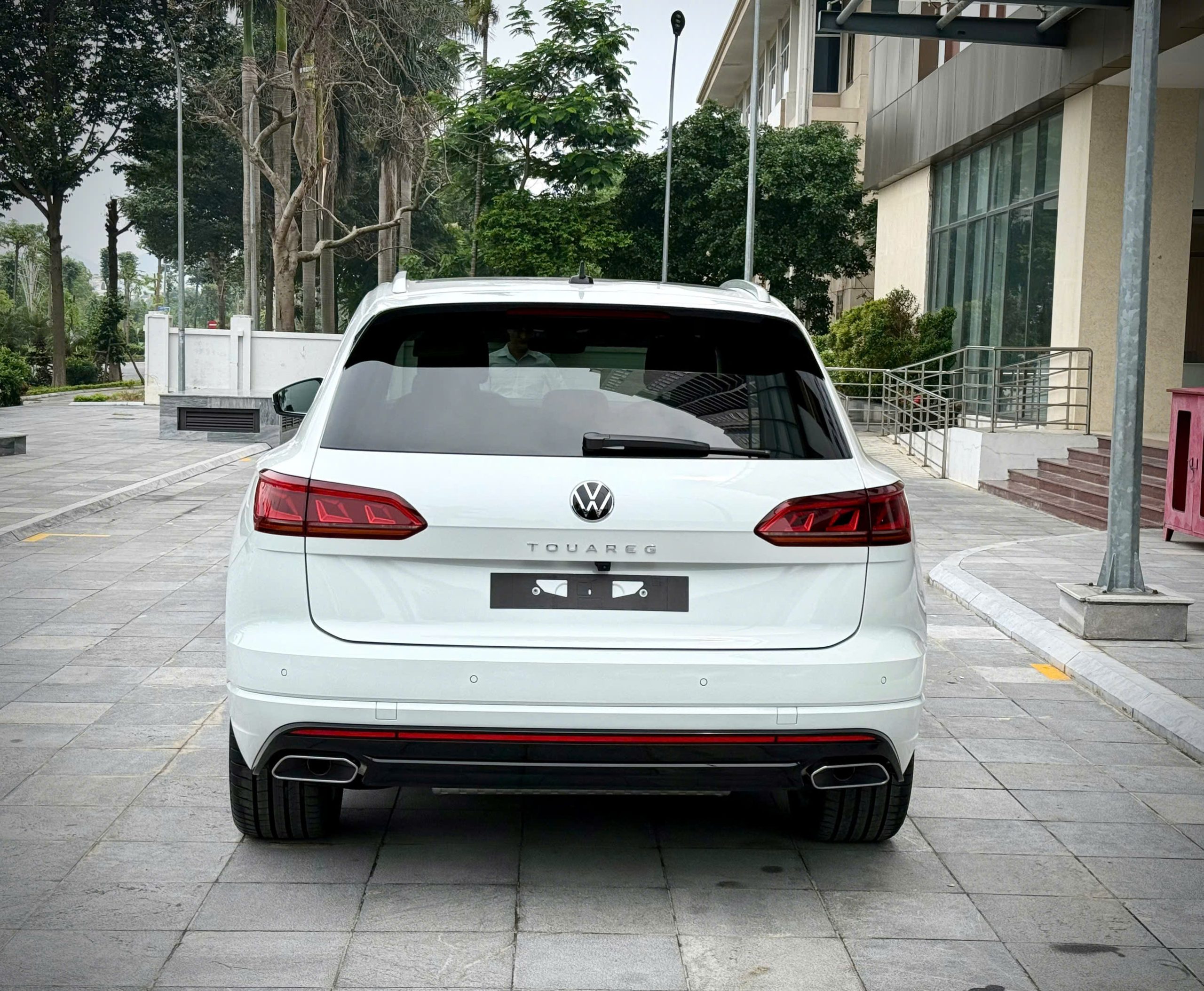 Volkswagen-Bac-Ninh-Touareg-Luxury
