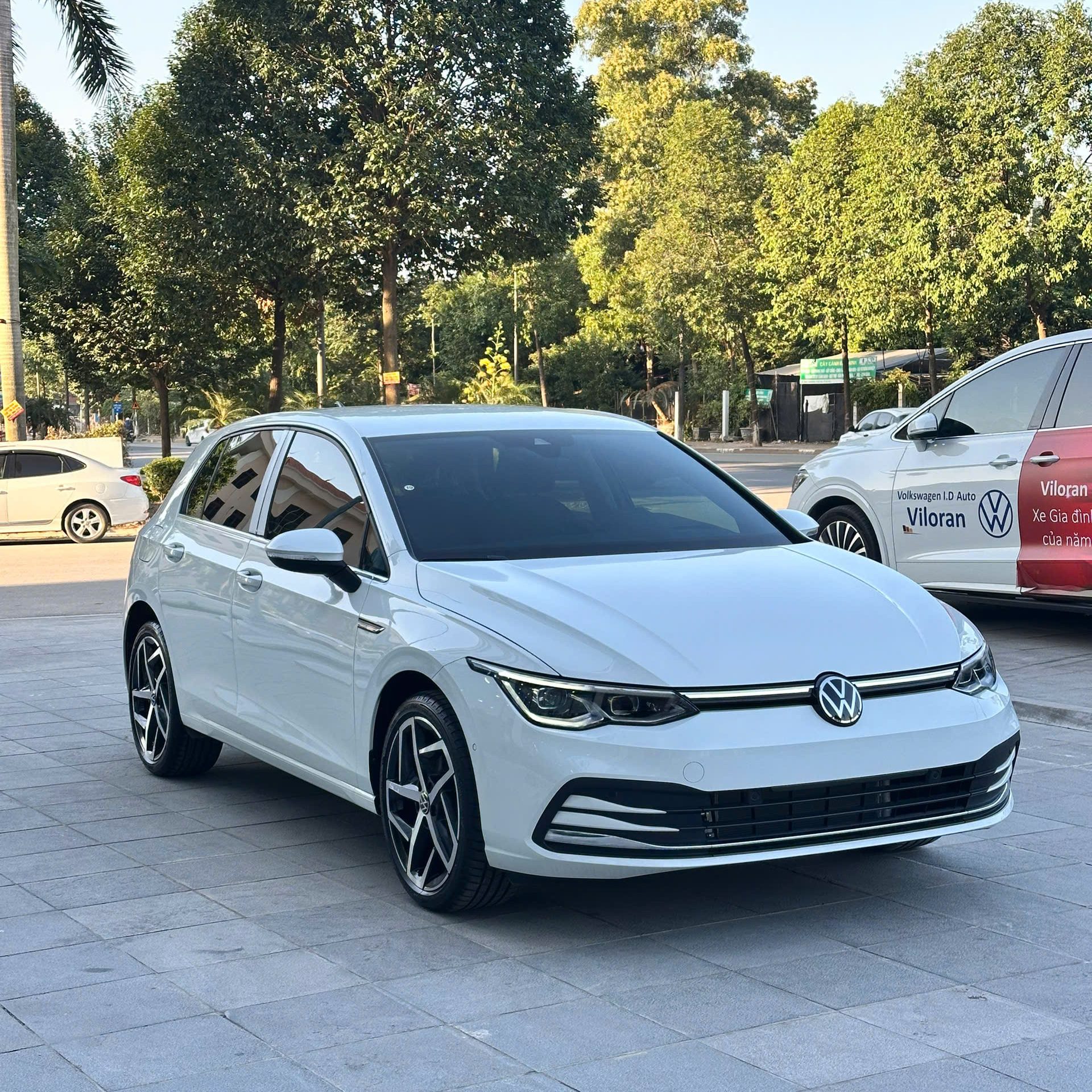 Volkswagen Bắc Ninh sẵn xe Golf giao ngay Liên hệ 0941 622 628